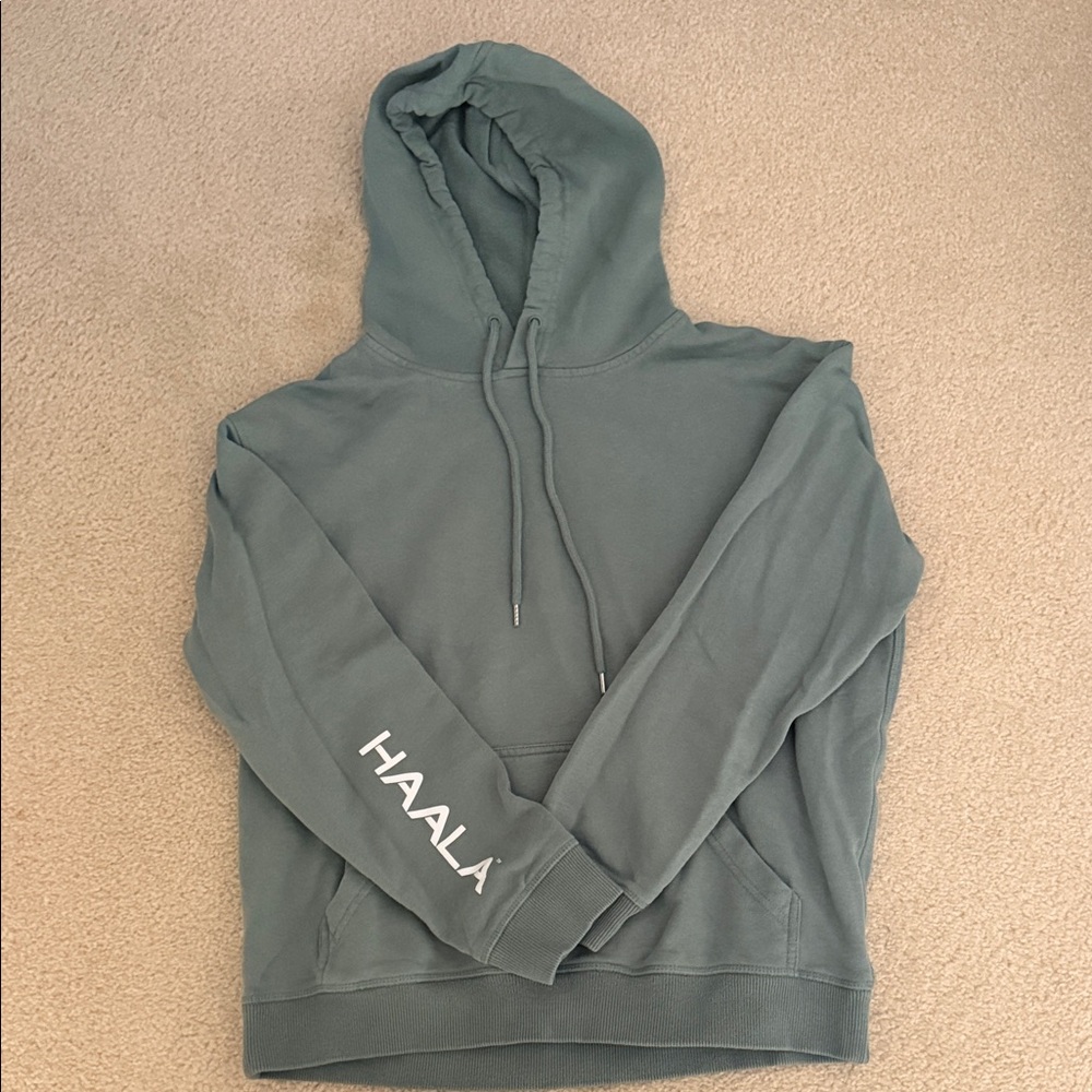 Haala Women’s Pullover Hoodie in Sage Green